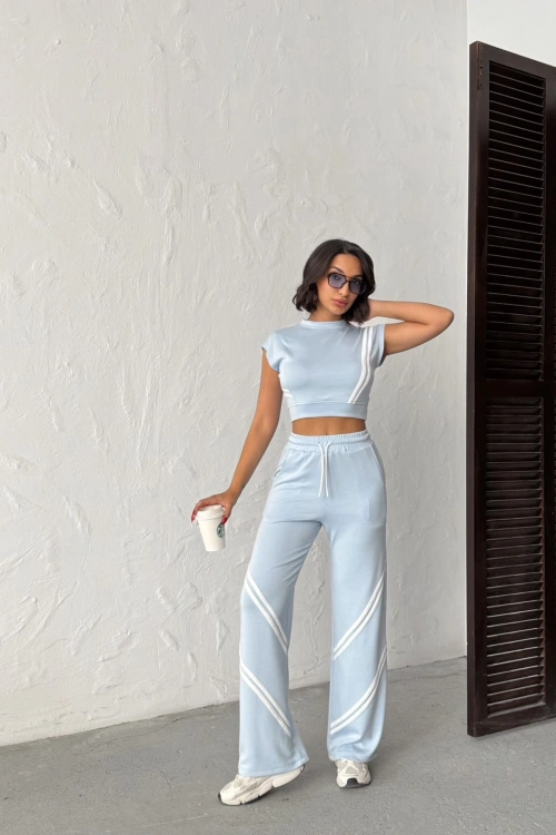 Kadın Yaz Mavisi Şerit Detaylı Crop Bluz Yüksek Bel Bol Paça Pantolon Alt Üst İkili Takım