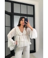 Kadın Beyaz Fırfır Detaylı Transparan Bluz