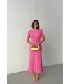 Kadın Pembe Düğmeli Yazlık Kumaş Kısa Kol Polo Yaka Uzun Triko Elbise
