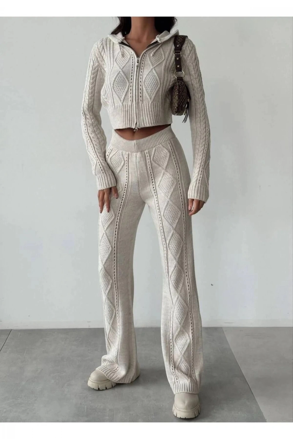 Kadın Kapşonlu Fermuarlı Crop Hırka Pantolon Alt Üst Triko Takım - Taş S/m