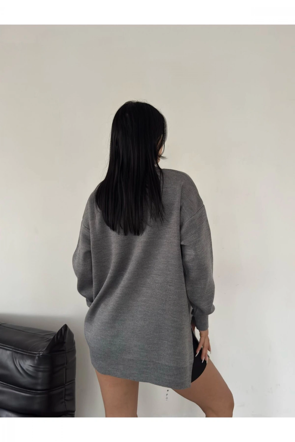 Kadın Gri Oversize Ayıcıklı Oversize Balıkçı Yaka Triko Kazak