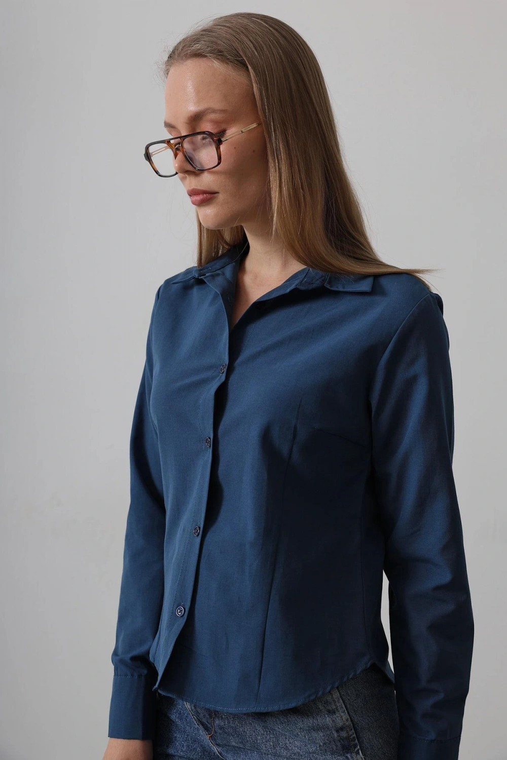 Kadın Lacivert Slim Fit Pensli Dar Kesim Günlük Şık Gömlek