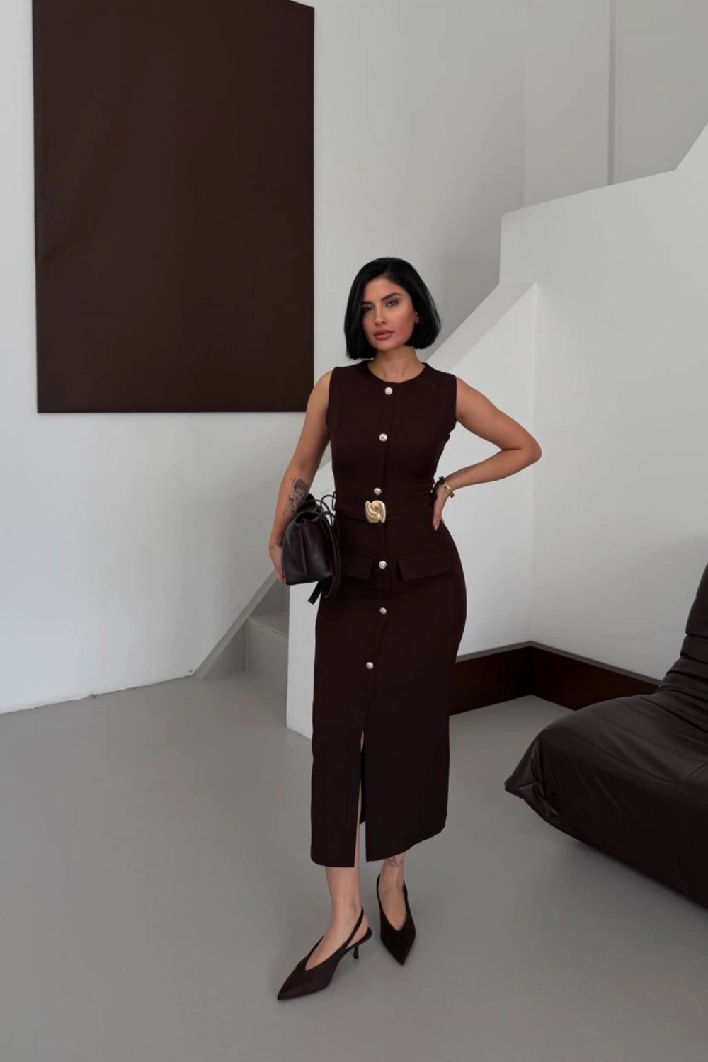 Kadın Kahverengi Şık Kemer Detaylı Kolsuz Slim Midi Boy elbise
