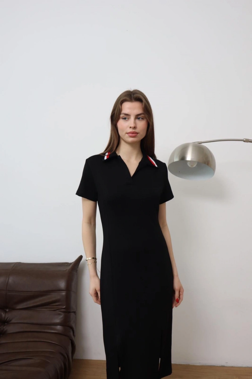 Kadın Siyah Şerit Polo Yaka Detayli Basic Midi Elbise