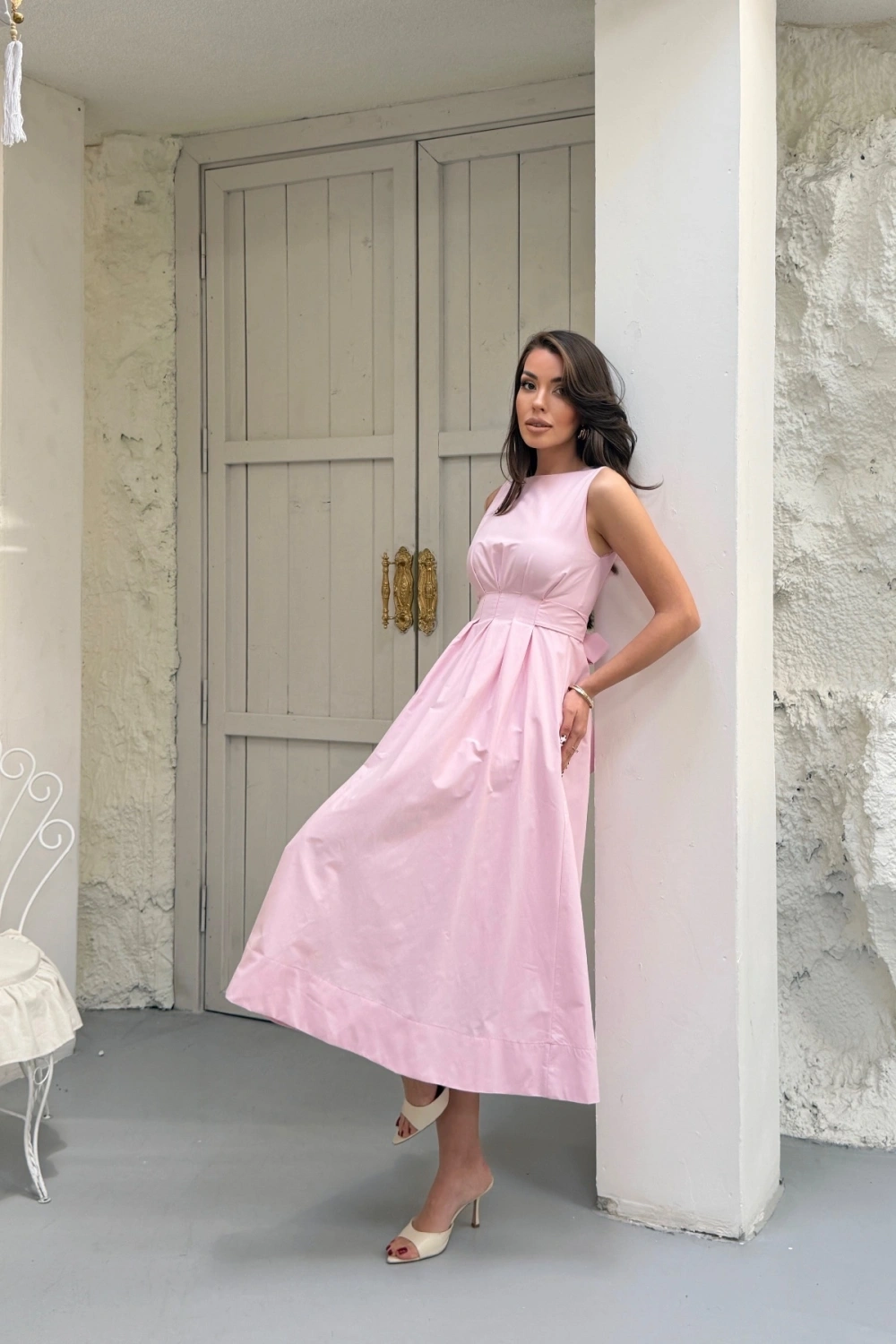Kadın Pembe Astarlı Bağlamalı Belden Oturtmalı (Beli dar Kesim) Kolsuz Poplin Kumaş Şık Midi Yazlık Elbise