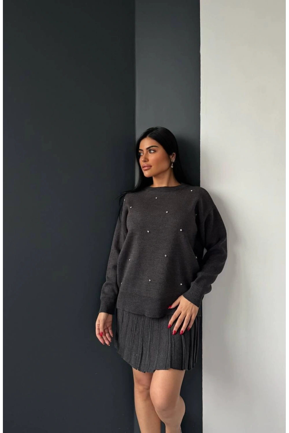 Kadın Antrasit İnci Taş İşlemeli Kazak Etek Alt Üst İkili Triko Takım