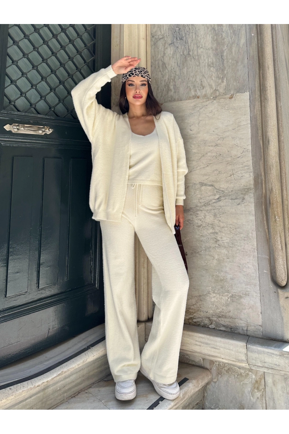Kadın Krem Crop Bluz Hırka Pantolon 3’lü Kışlık Triko Takım