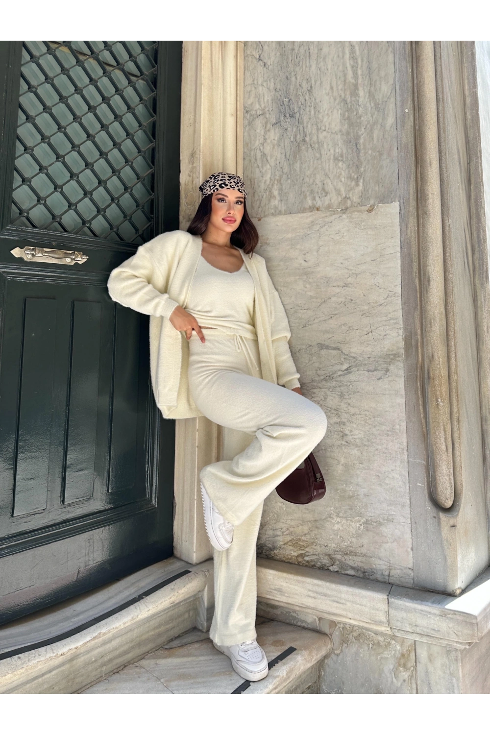 Kadın Krem Crop Bluz Hırka Pantolon 3’lü Kışlık Triko Takım