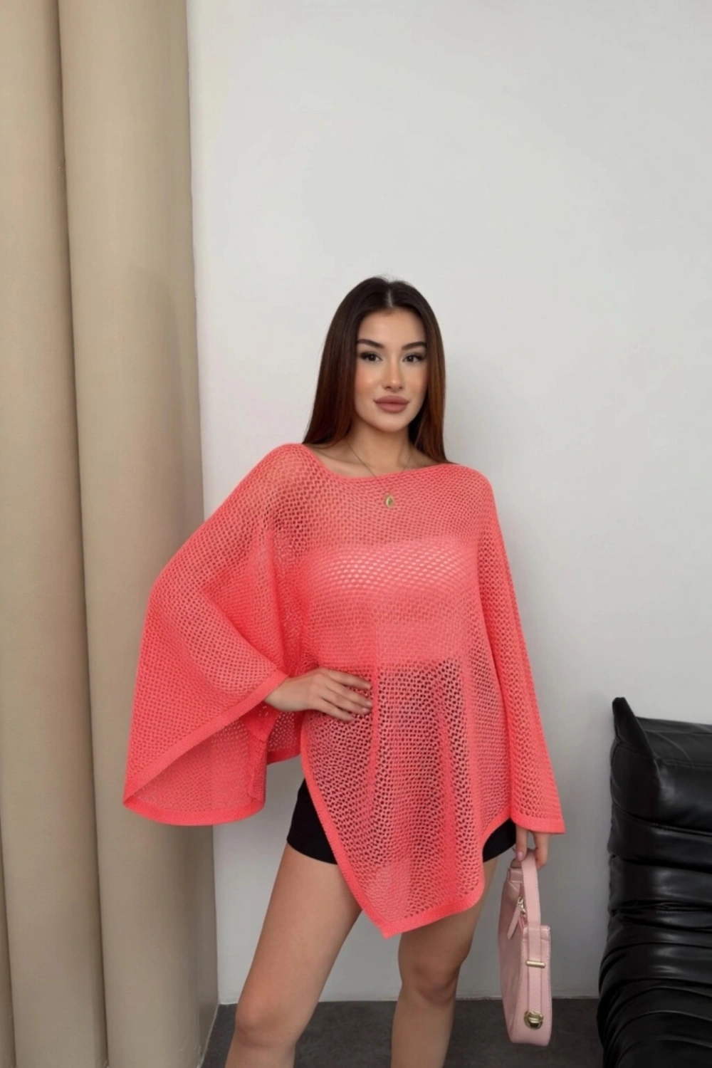 Kadın Mercan Pembe Kayık Madonna Yaka Panço Görünümlü Şık Oversize Yazlık Mevsimlik File Bluz