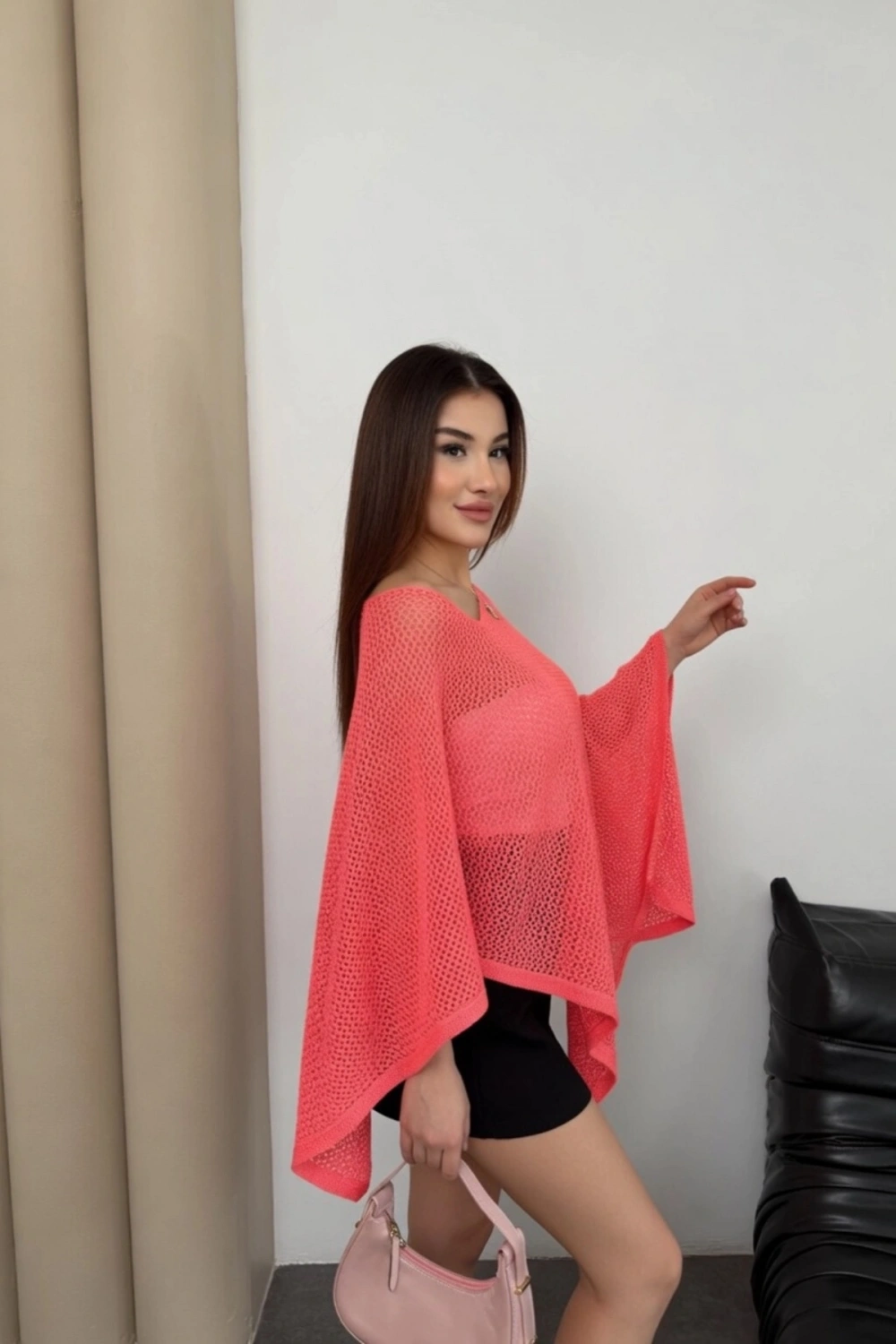 Kadın Mercan Pembe Kayık Madonna Yaka Panço Görünümlü Şık Oversize Yazlık Mevsimlik File Bluz