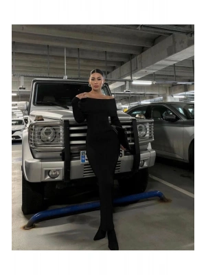 Kadın Siyah Madonna Yaka Likralı Uzun Triko Elbise