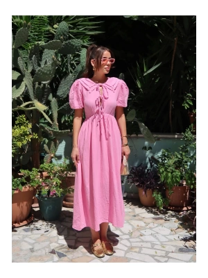 Kadın Pembe Şık Bebe Yaka Detaylıı Astarlı Müslin Kumaş Kısa Kol Yazlık Elbise