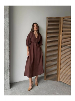 Kadın V Yaka Kahverengi Müslin Kumaş Kısa Kol Elbise (Yeni Renk)