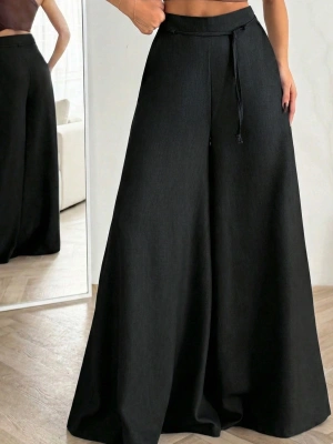 Kadın Siyah Bağcıklı Yüksek Bel Rahat Kesim Bol Paça Sofya Keten Pantolon