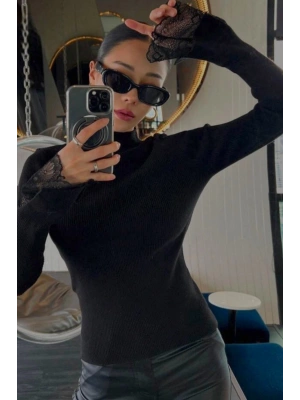 Kadın Siyah Yarım Balıkçı Yaka Dantel Kol Detaylı Fitilli Triko Bluz (S/M Beden)