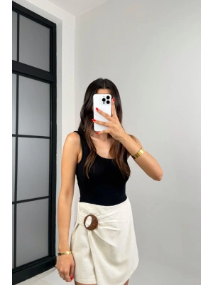 Kadın Şık Toka Detaylı Keten Şort Etek