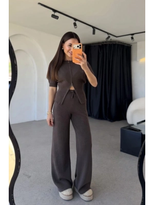 Kadın Kahverengi Yarım Fermuarlı Crop Üst Geniş Paça Pantolon İkili Takım