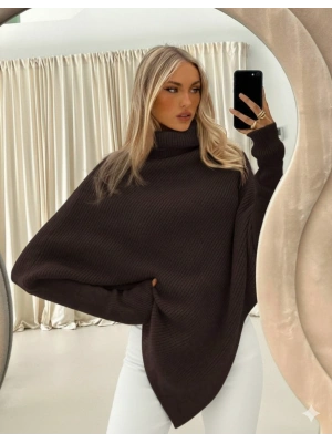 Kadın Acı Kahverengi Asimetrik Kesim Boğazlı Balıkçı Yaka Triko Kazak
