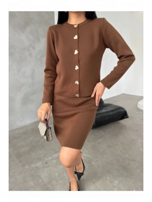 Kadın Kahverengi Gold Kalp Düğme Detaylı Hırka Etek Ikili Triko Takım (Yeni Renk)
