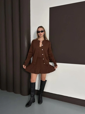 Kadın Kahverengi Hırka Crop Etek Üçlü Triko Takım