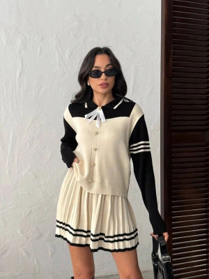 Kadın Ekru Şık Gül Fiyonk Detaylı Bluz Etek İkili Triko Takım