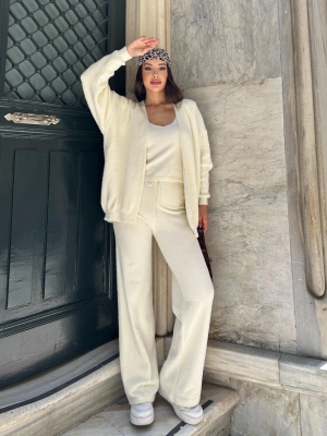 Kadın Krem Crop Bluz Hırka Pantolon 3’lü Kışlık Triko Takım