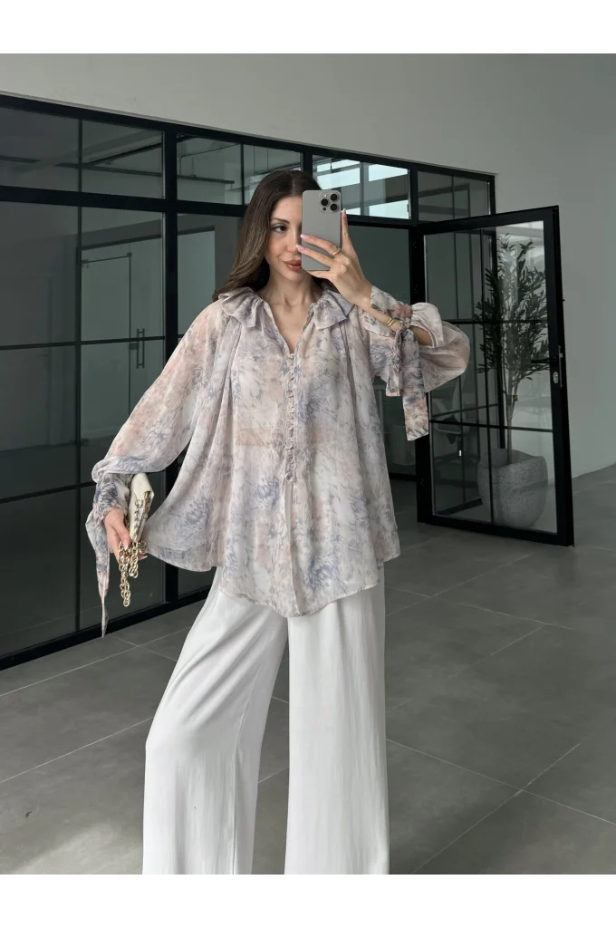 Arka Beli Büzgülü Vintage Mavi Şifon Bluz