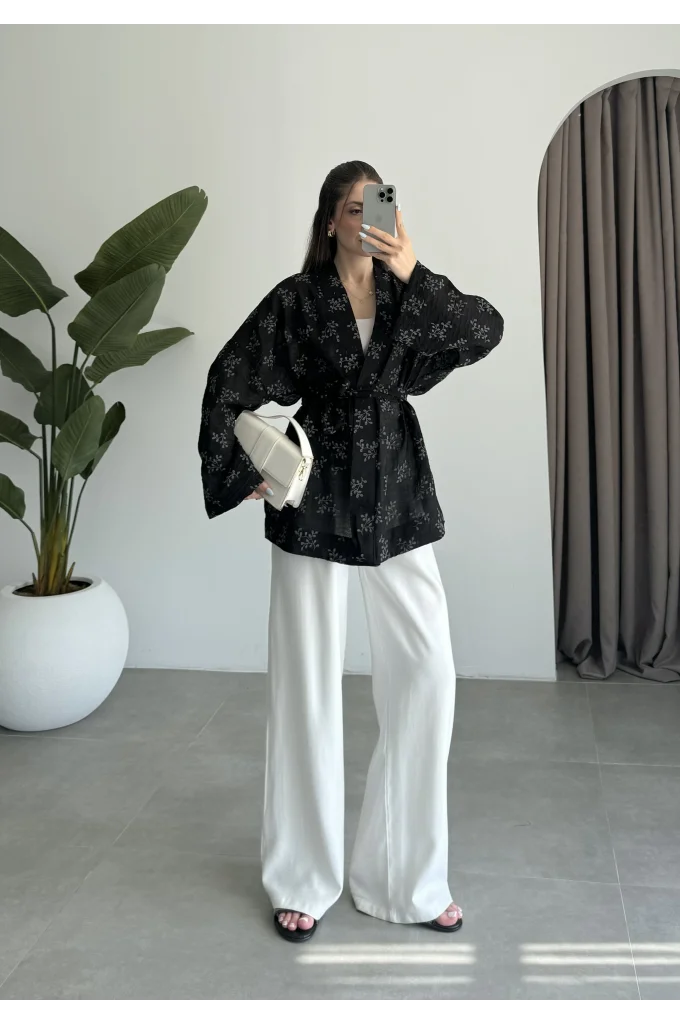 Nakış Baskılı Kuşaklı Siyah Kimono