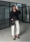 Pelerin Yaka Dantel İşlemeli Siyah Gömlek