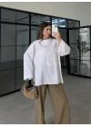 Asimetrik Yaka Oversize Beyaz Gömlek