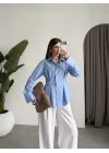 Belden Oturtmalı Pilili Mavi Poplin Gömlek