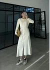 Gömlek Model Kuşaklı Ekru Triko Elbise