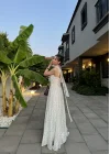 Kahve Puantiyeli Fularlı Beyaz Elbise