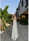 Kahve Puantiyeli Fularlı Beyaz Elbise