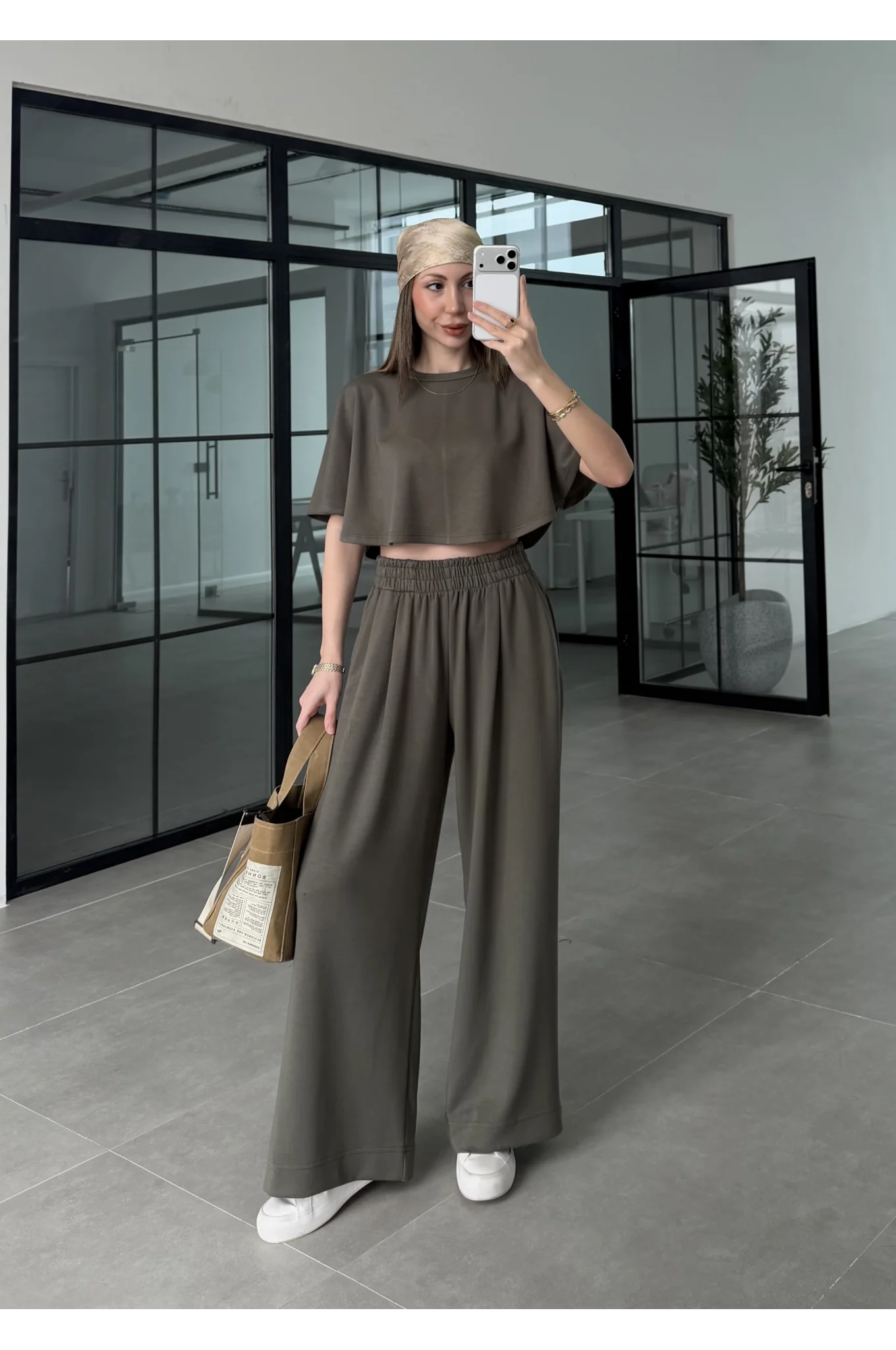 Oysh Modal Kumaş Beli Lastikli Haki Crop Takım