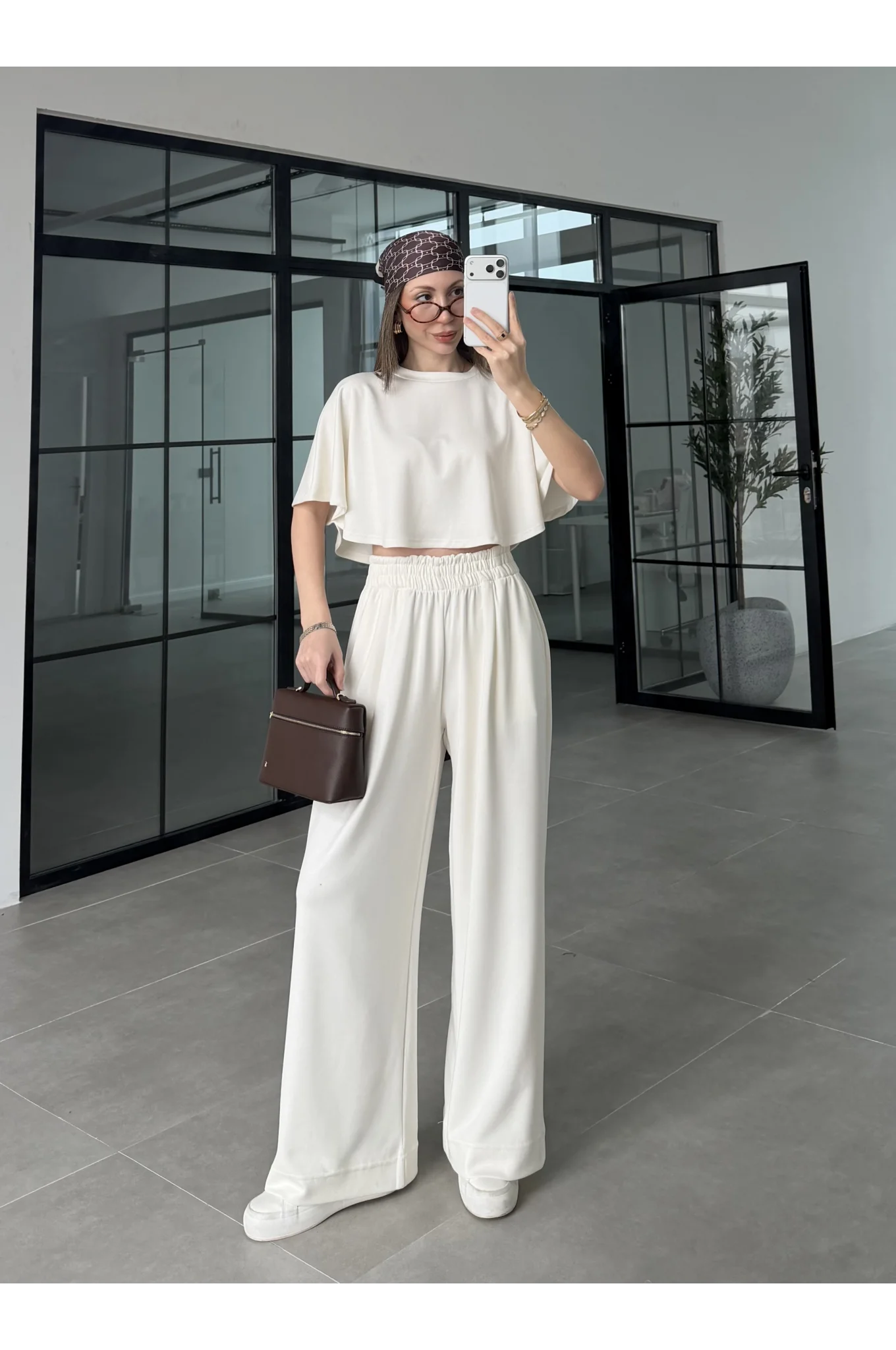 Oysh Modal Kumaş Beli Lastikli Beyaz Crop Takım
