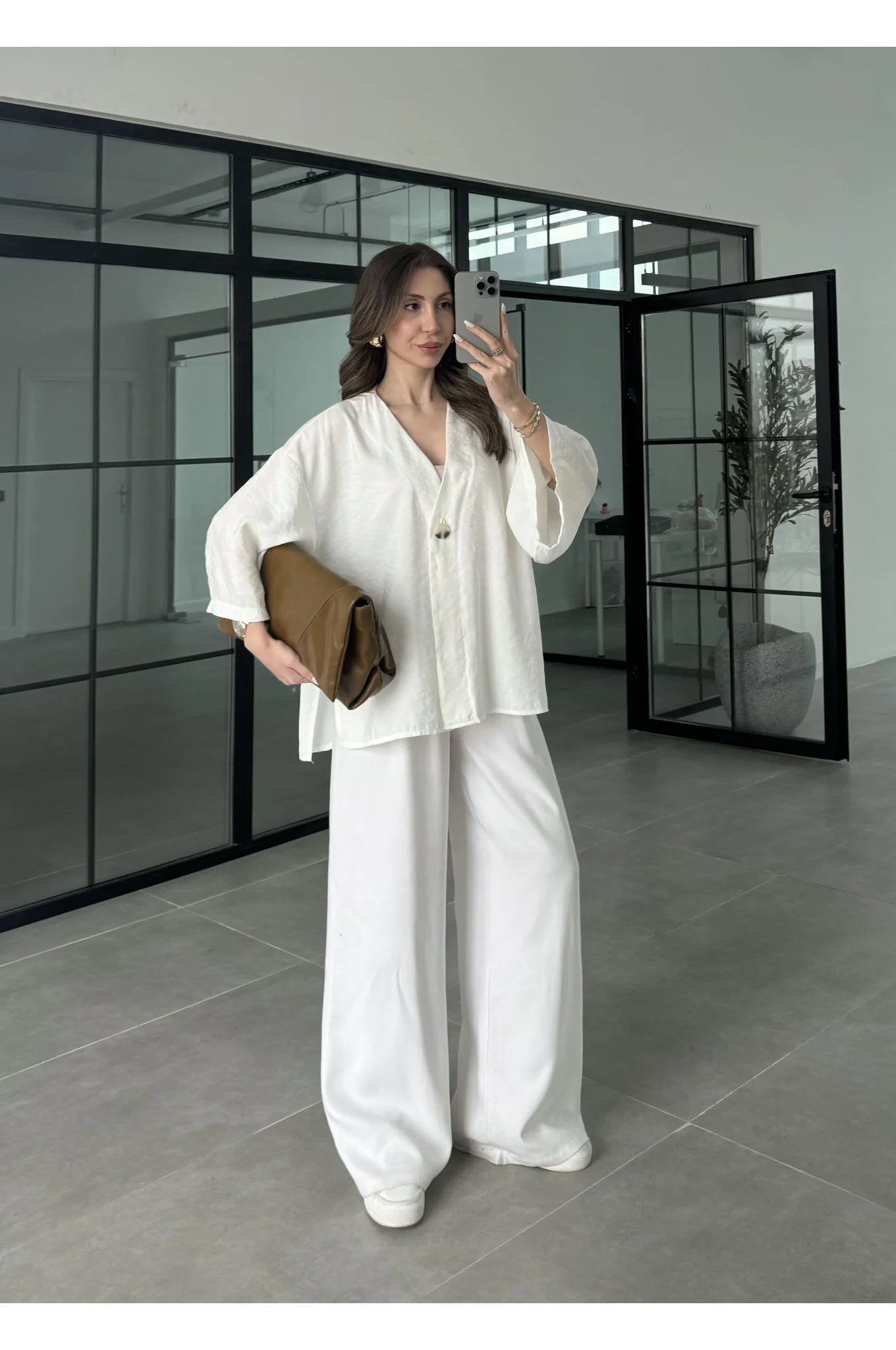 Sofi Tek Düğme Oversize Tensel Beyaz Gömlek