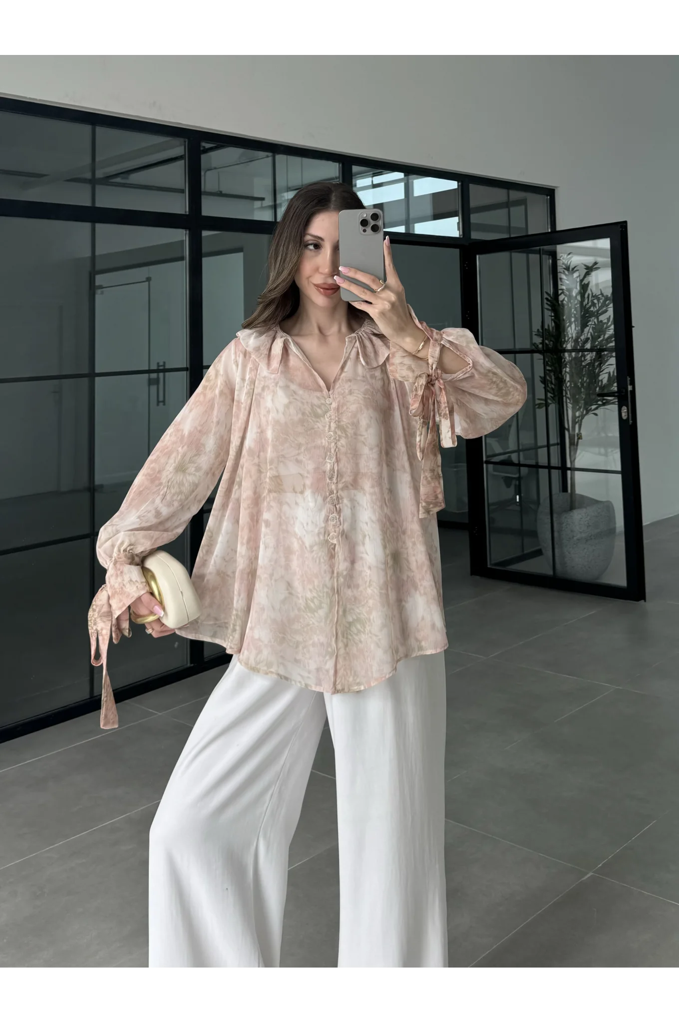 Arka Beli Büzgülü Vintage Pembe Şifon Bluz