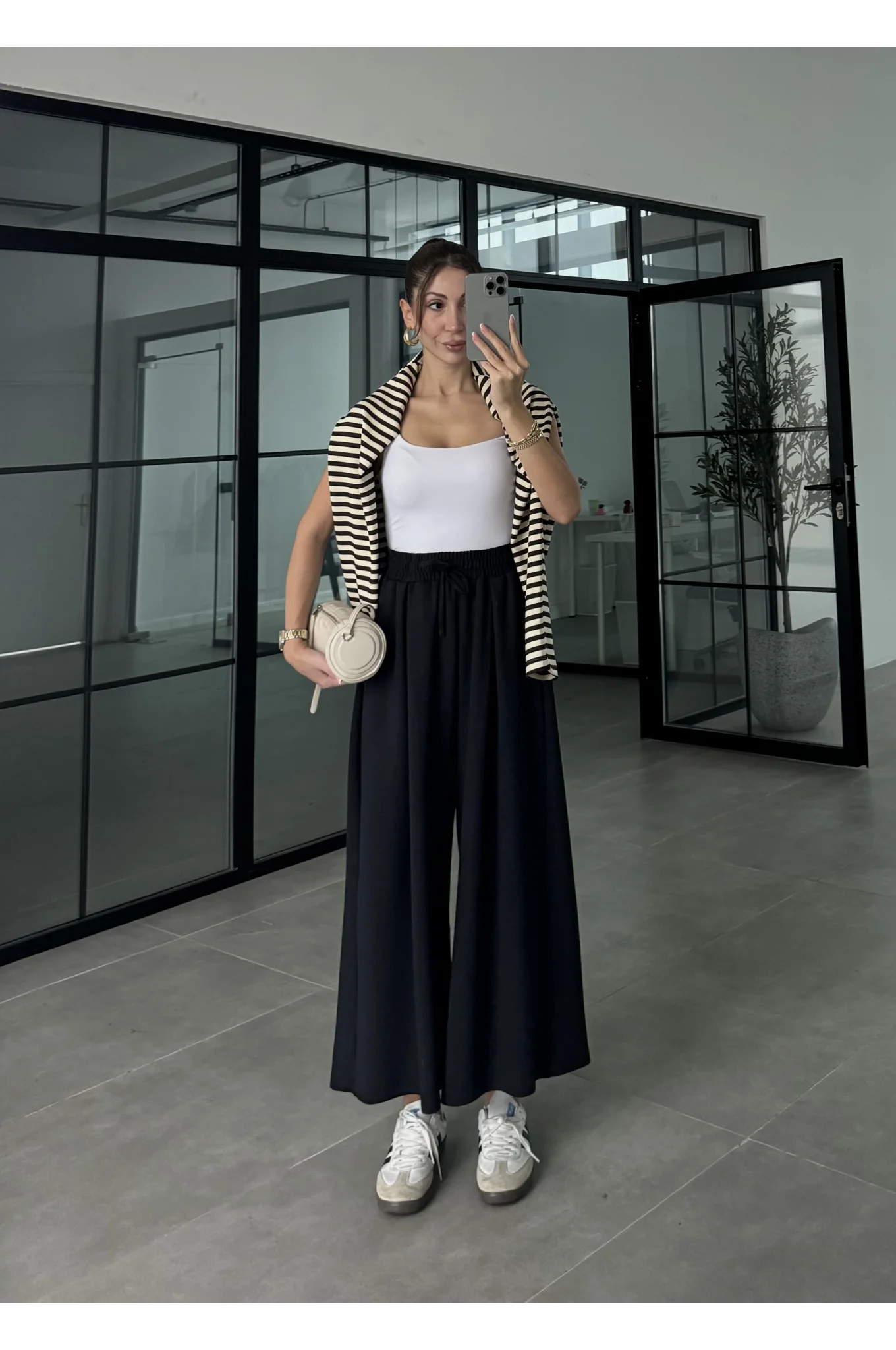 Beca Oysh Kumaş Basic Siyah Pantolon