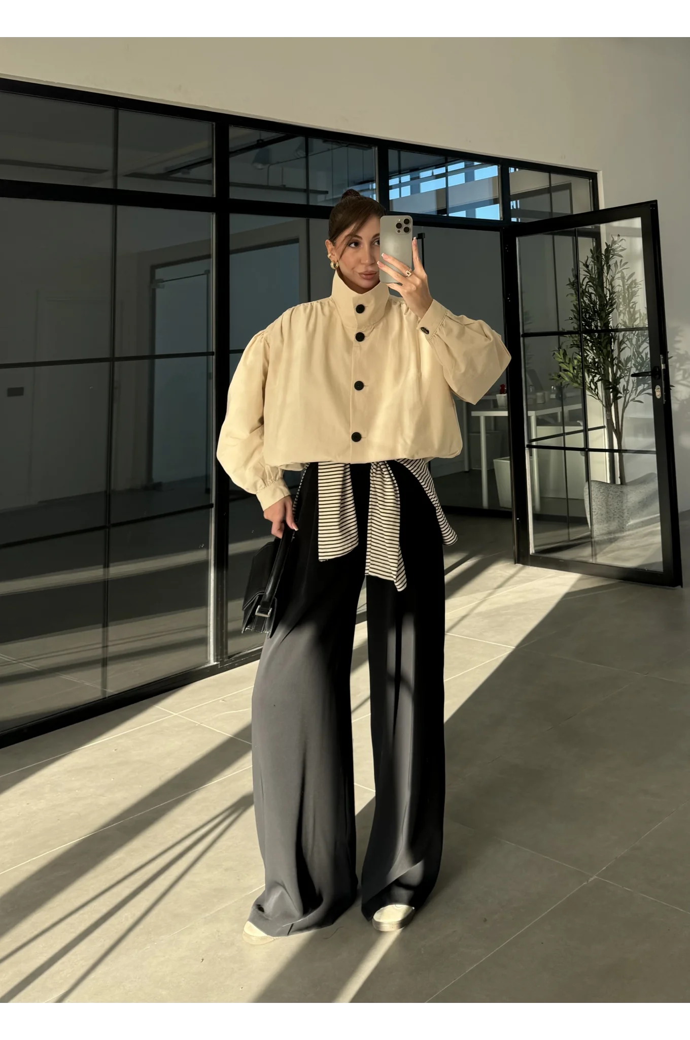 Büzgü Detaylı Taş Oversize Bamber Ceket