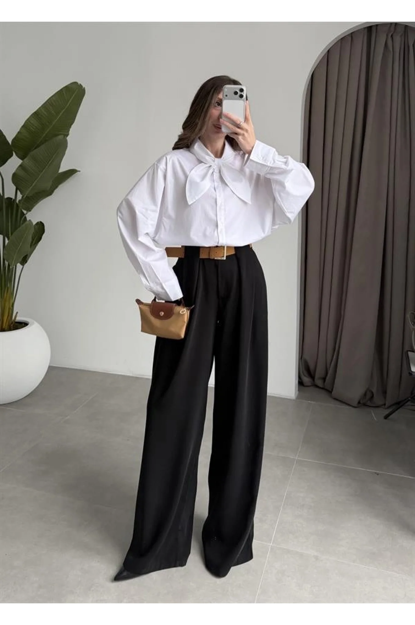 Fiyonklu Tasarım Poplin Beyaz Poplin Gömlek