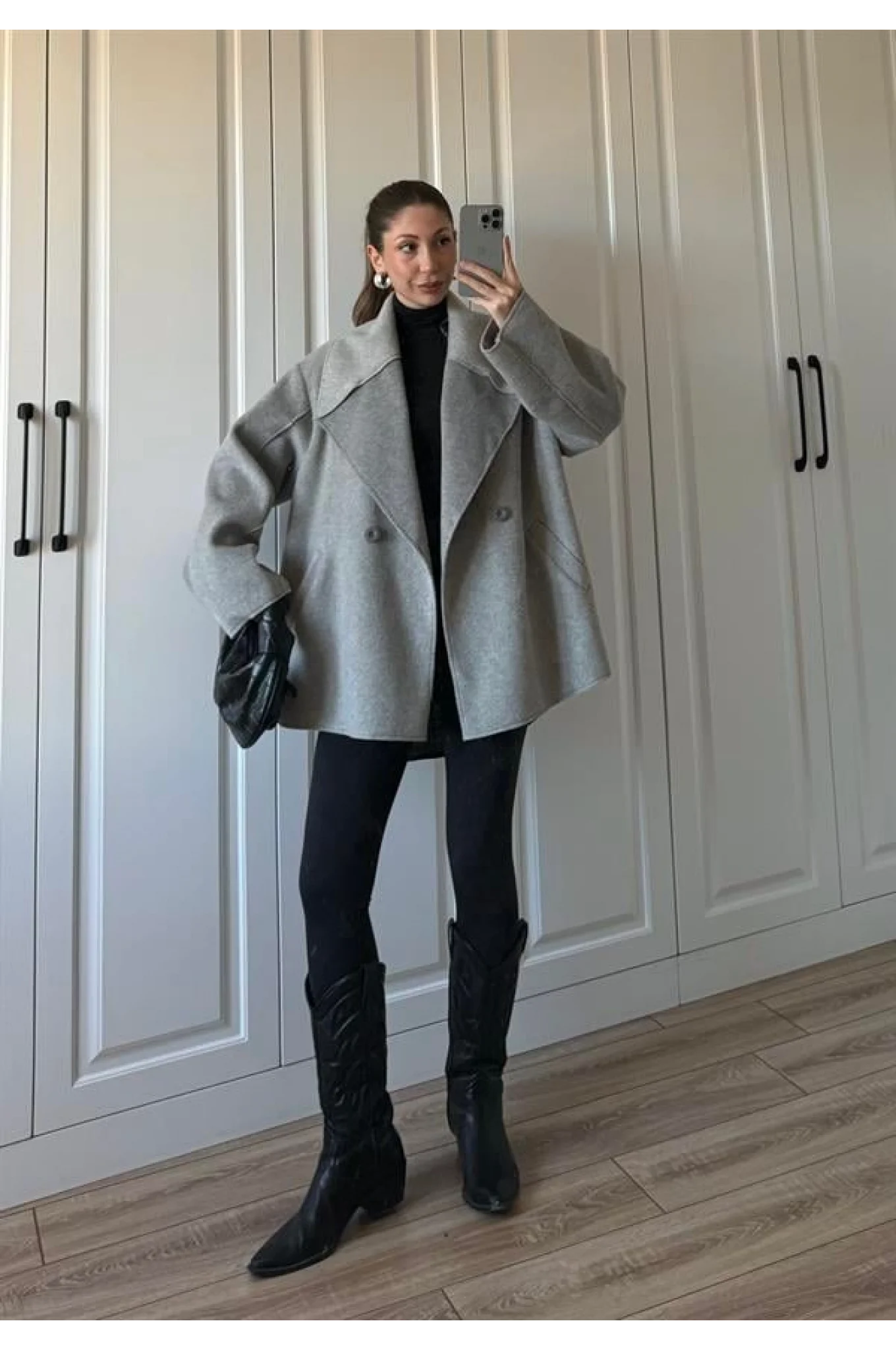 Geniş Yaka Oversize Gri Kaban
