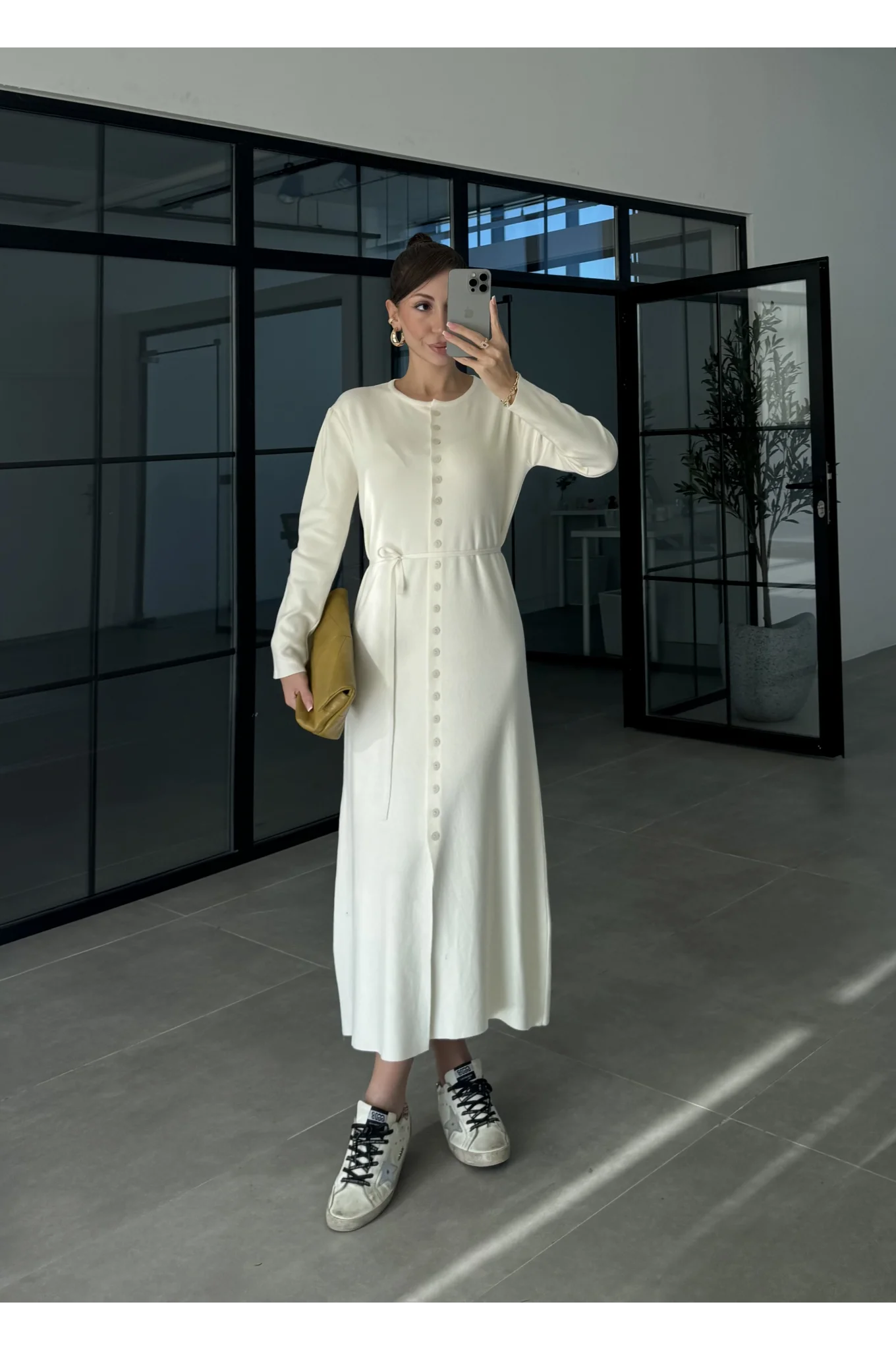 Gömlek Model Kuşaklı Ekru Triko Elbise