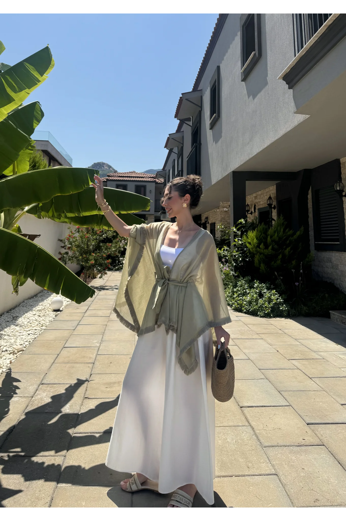 Püsküllü Kuşaklı Adaçayı Yeşili Kimono