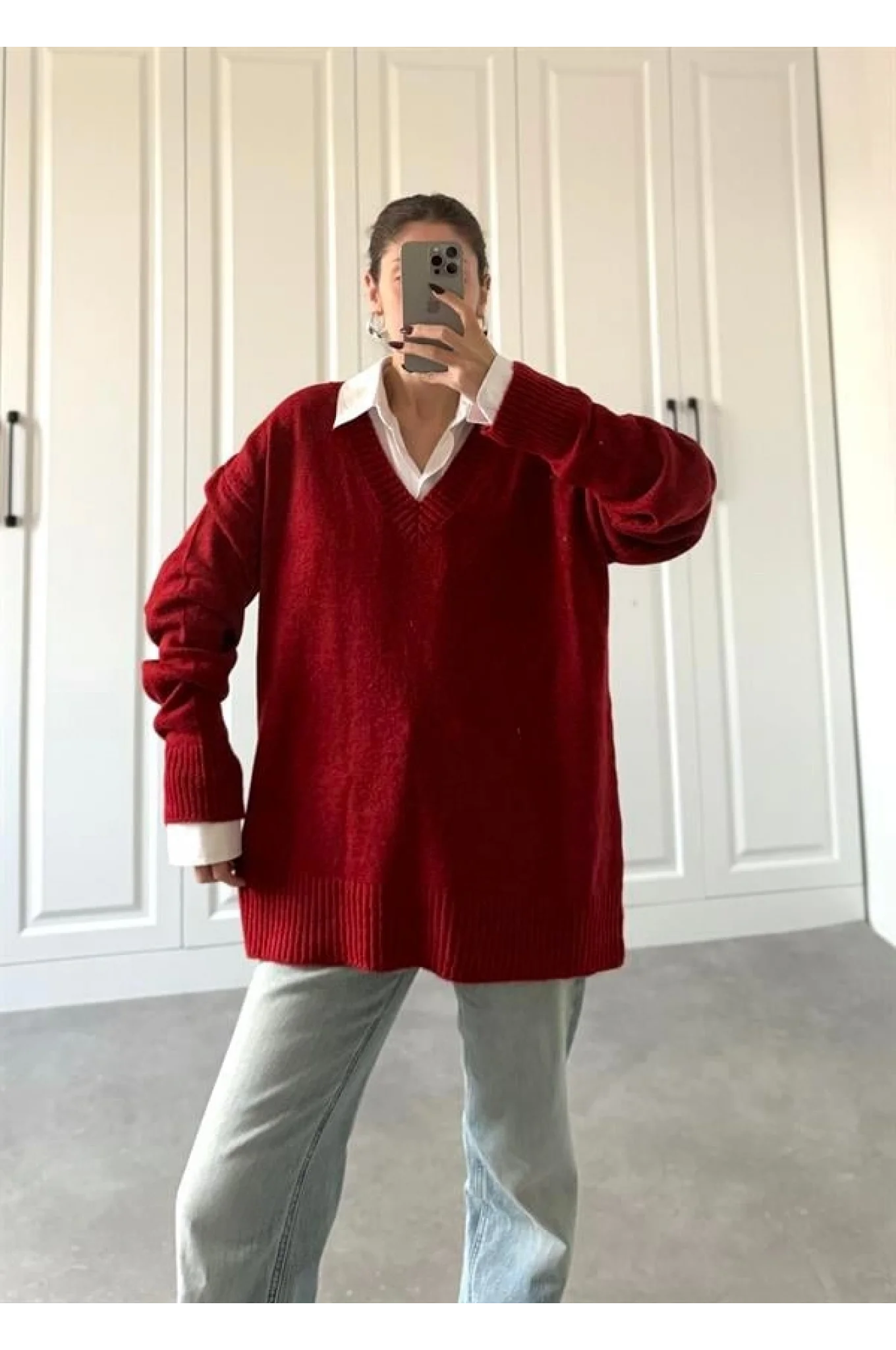 V Yaka Oversize Kırmızı Triko Kazak