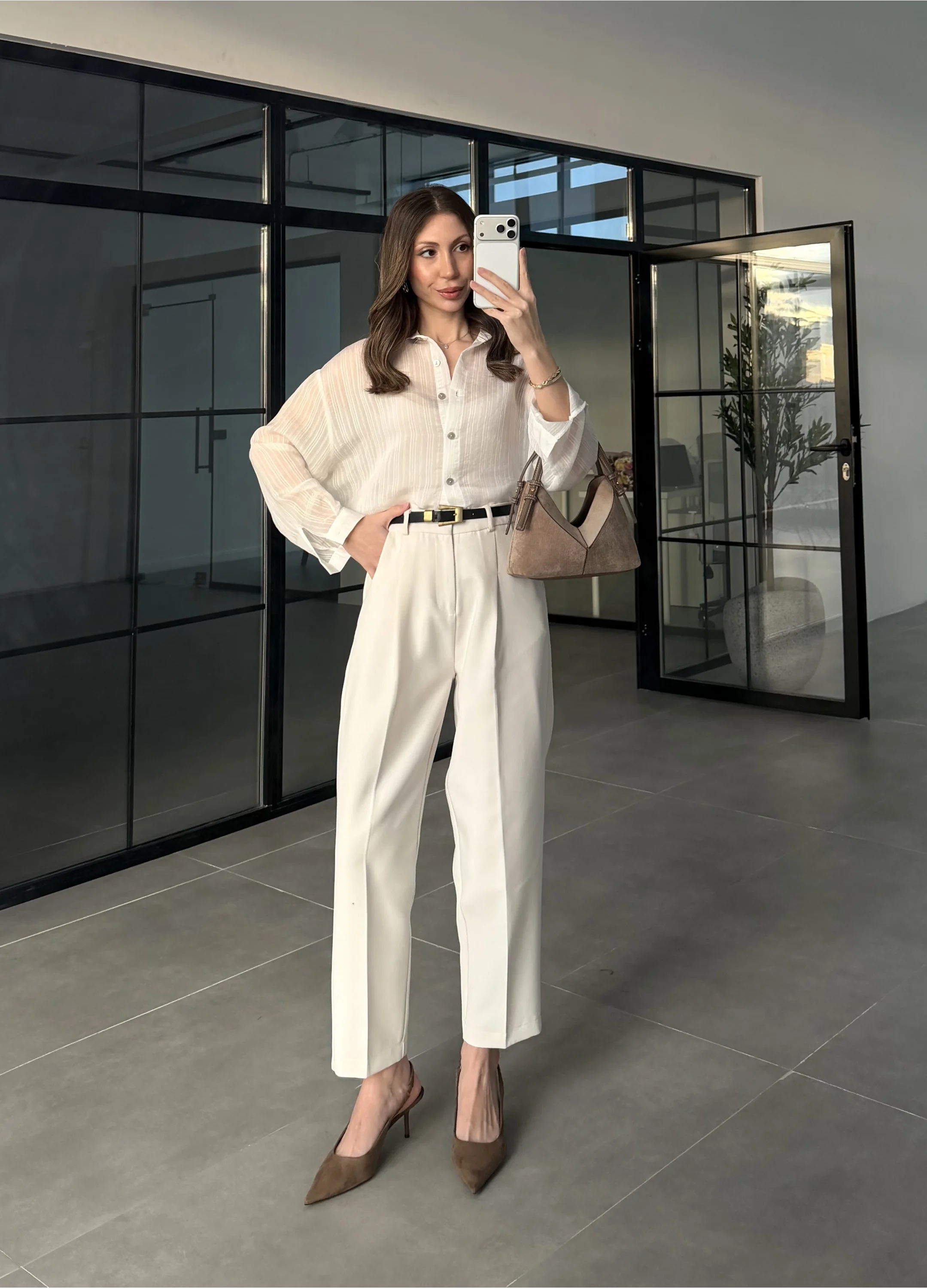 Oversize Transparan Beyaz Gömlek