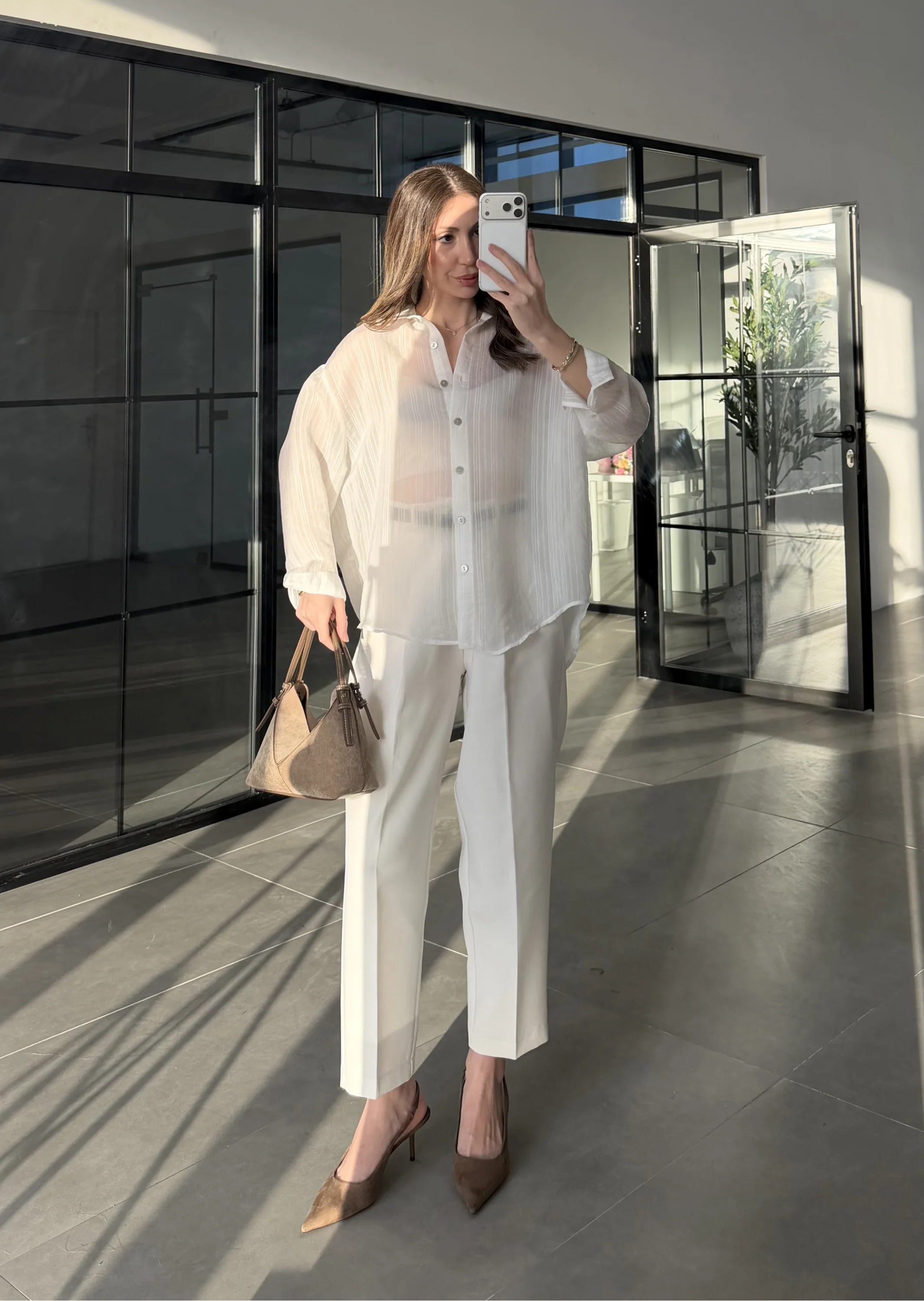 Oversize Transparan Beyaz Gömlek