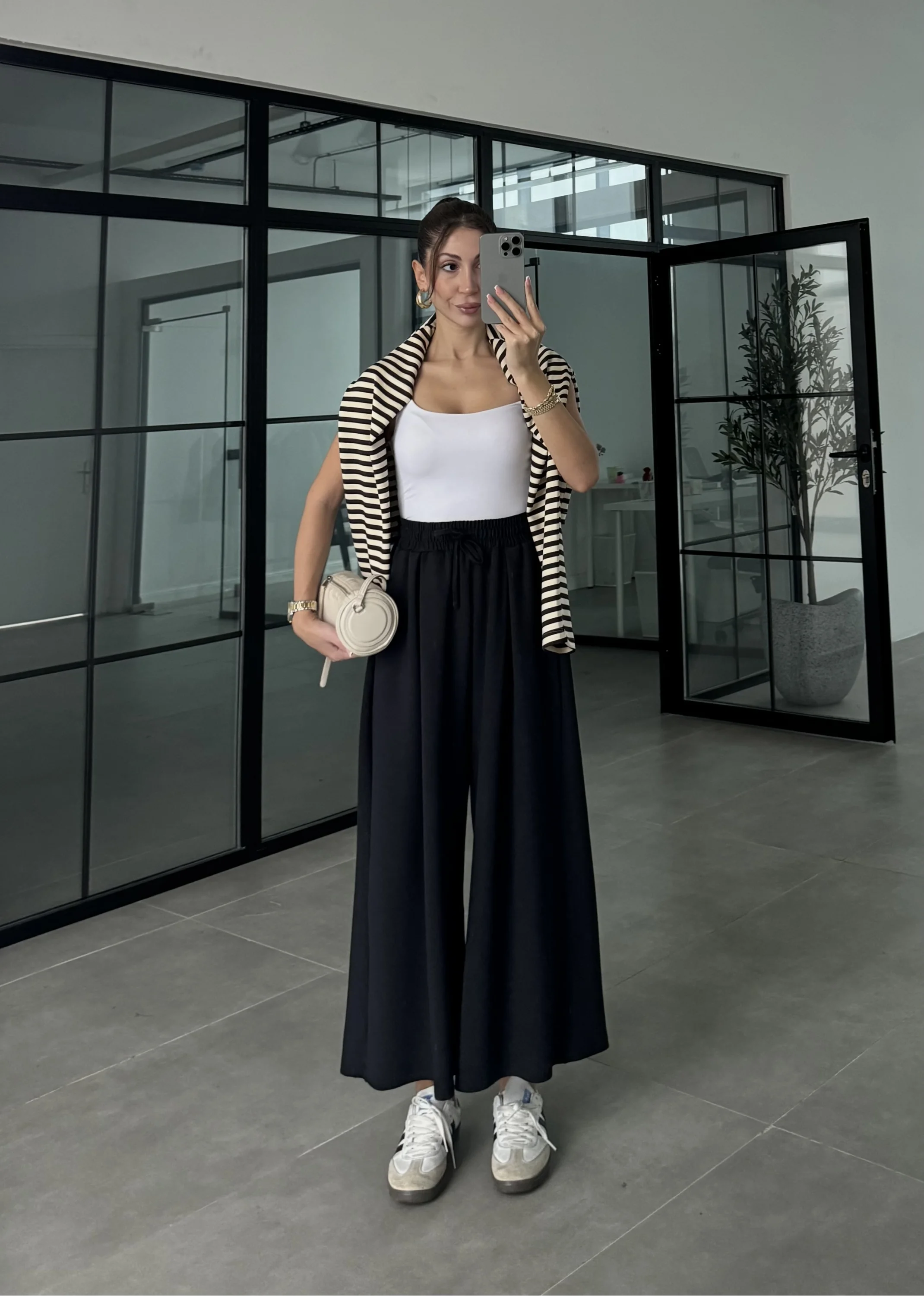 Beca Oysh Kumaş Basic Siyah Pantolon