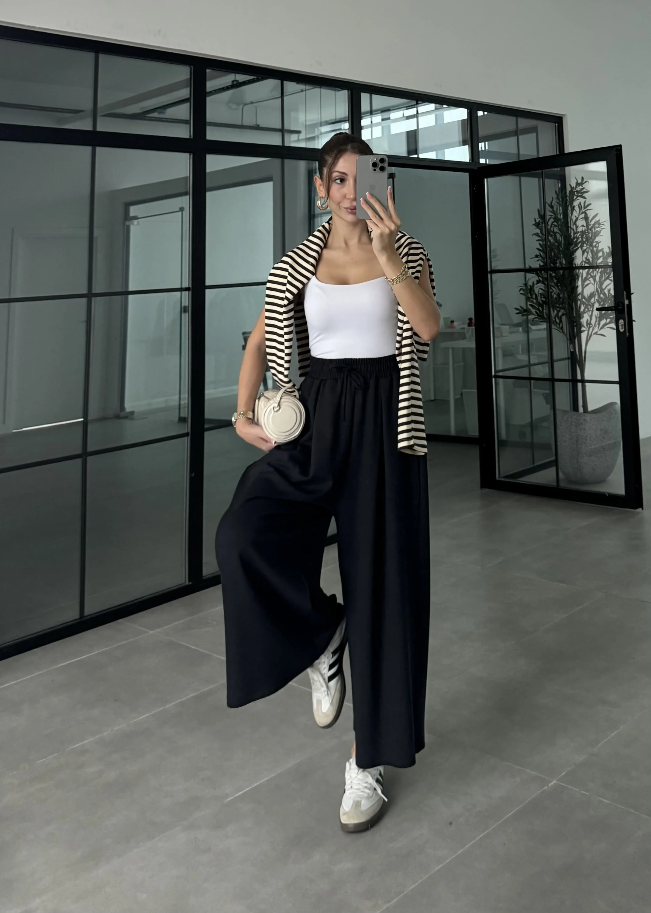 Beca Oysh Kumaş Basic Siyah Pantolon