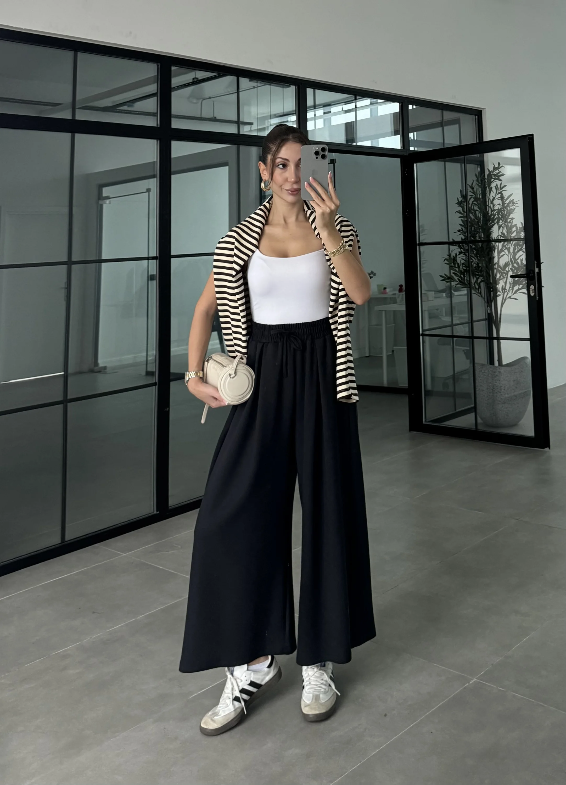 Beca Oysh Kumaş Basic Siyah Pantolon